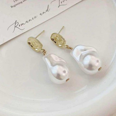 Vintage Shaped Pearl Earrings